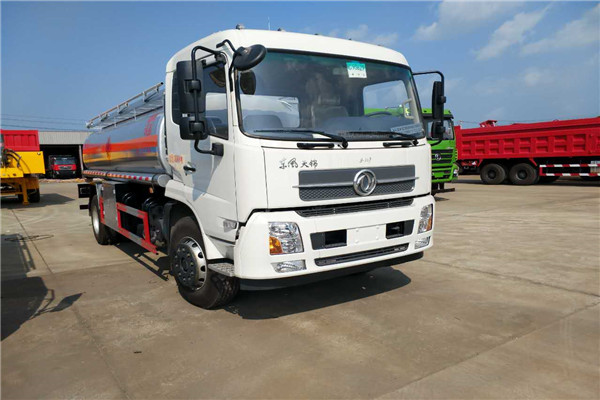 東風(fēng)天錦運(yùn)油車(公告容積12.56立方米)