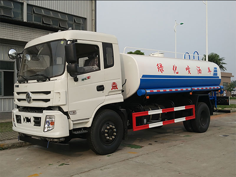 東風(fēng)御虎12方綠化灑水車